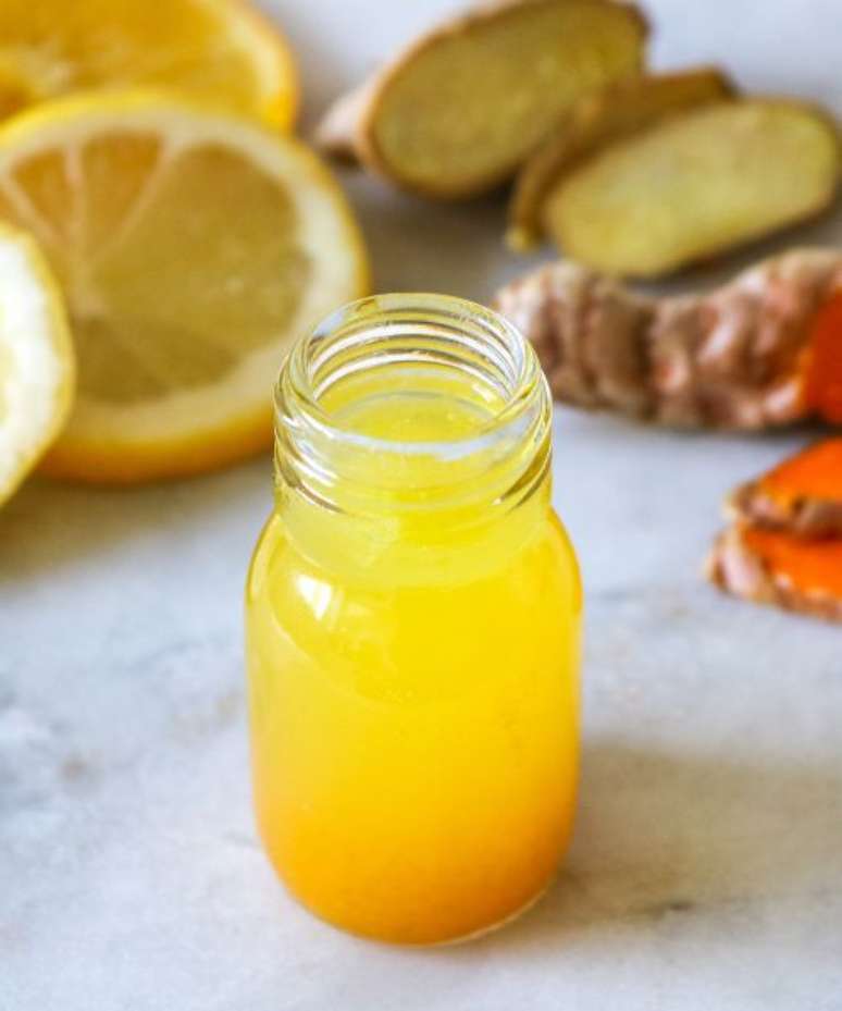 Shot de gengibre com limão e mel –