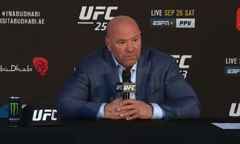 Dana White durante coletiva 