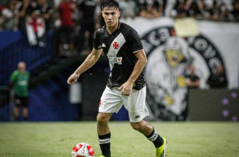 Leandro Amorim/Vasco - Legenda: Pablo Galdames celebra seu primeiro gol em sua terceira partida pelo Vasco, no clássico com o Botafogo