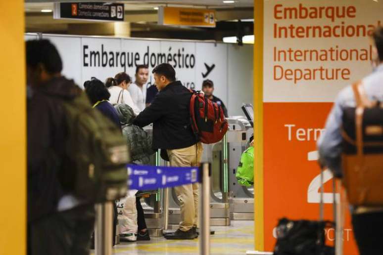 Tráfego de passageiros segue aumentando após arrefecimento da pandemia