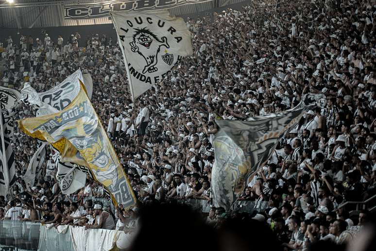 Torcida do Galo em clássico para o Cruzeiro 