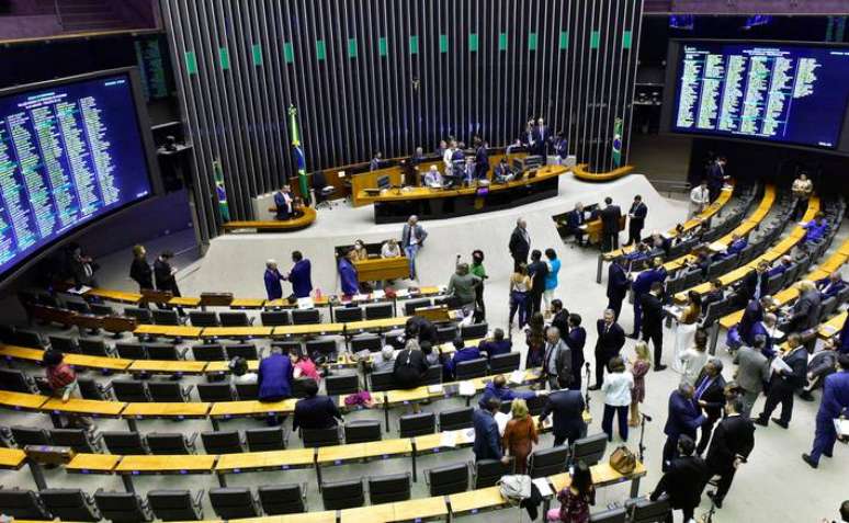 Acordos internacionais aprovados no Plenário da Câmara seguem para análise do Senado