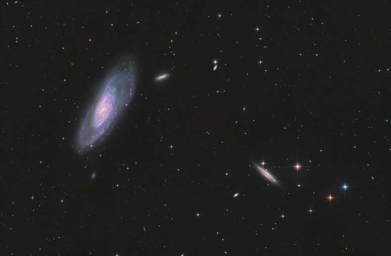 Galáxias M106 e NGC 4217 fotografadas na constelação Cães de Caça (Imagem: Reprodução/Kyunghoon Lim)