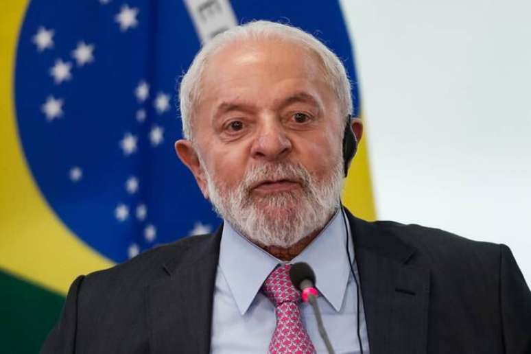Lula e ministros evitam responder perguntas sobre ato pró-Bolsonaro