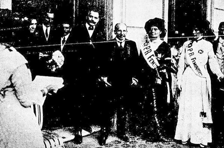In 1911, President Hermes da Fonseca received members of the Female Republican Party, a feminist association founded by Leolinda Daltro In 1911, President Hermes da Fonseca received members of the Female Republican Party, a feminist association founded by Leolinda Daltro