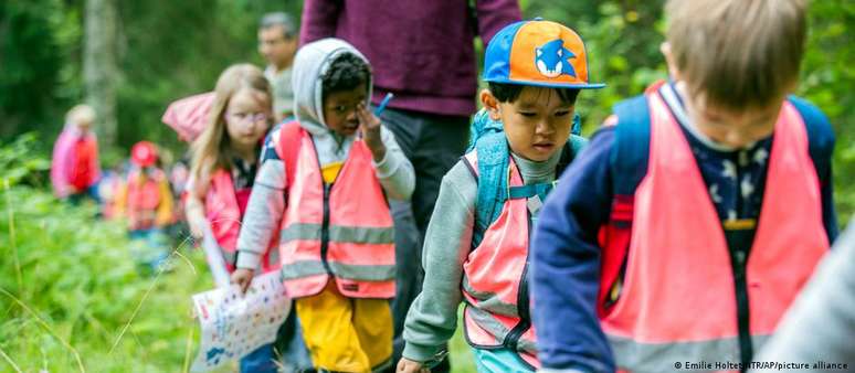 Escolas na Itália agora são obrigadas a oferecer 33 horas de educação sobre mudanças climáticas a crianças e jovens de 6 a 19 anos