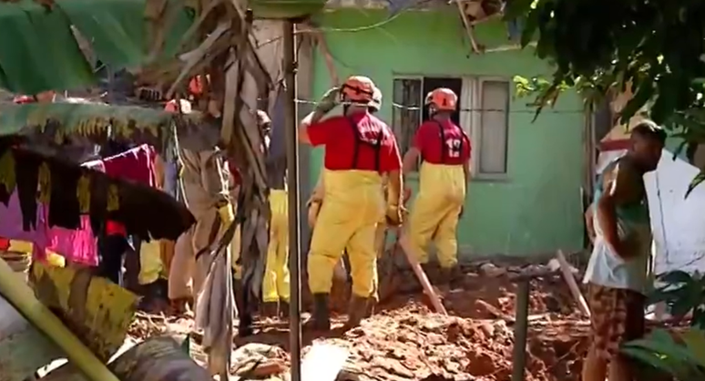 Buscas por menina desaparecida após deslizamento em temporal duraram 48 horas