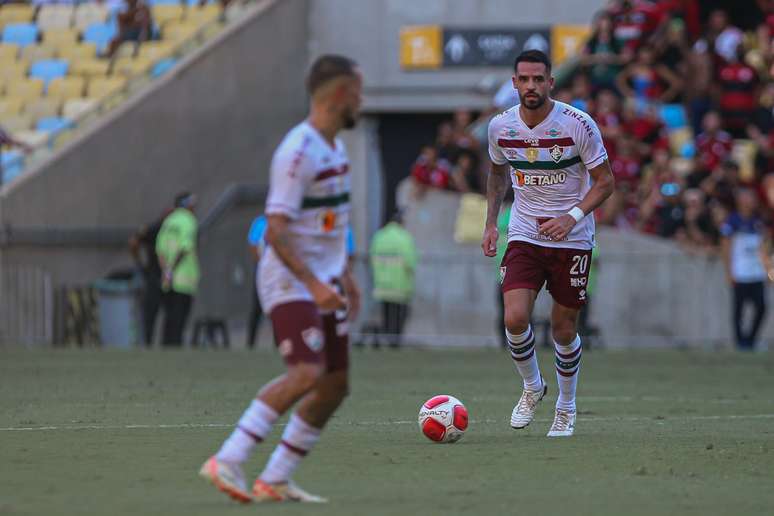 Renato Augusto defendeu trabalho de Fernando Diniz após derrota para o Flamengo 