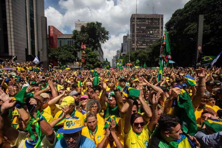 Ato a favor de Bolsonaro na Avenida Paulista, em meio às investigações da tentativa de um golpe de Estado