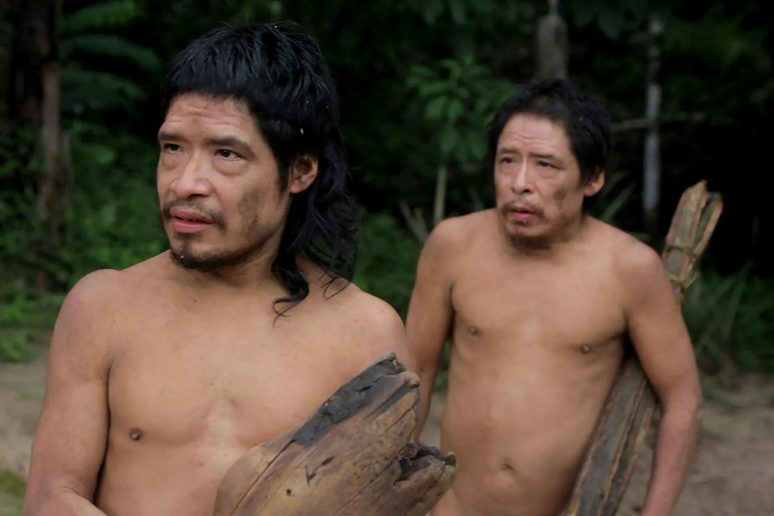 Tamanduá e Pakyi, no documentário 'Piripkura' (2017), do diretor Bruno Jorge, disponível na Amazon Prime