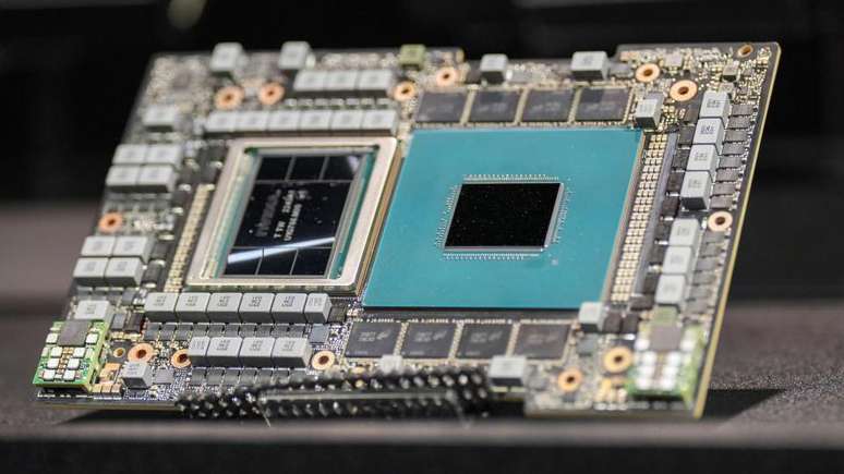 Os processadores mais avançados da Nvidia são utilizados nos sistemas de inteligência artificial