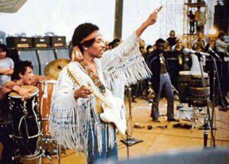 Hendrix no Woodstock.