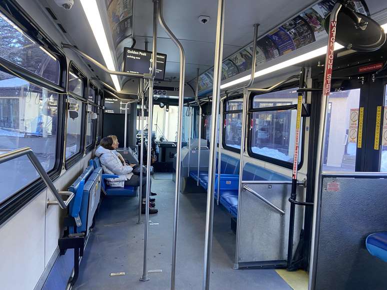 Lugares de sobra dentro do &ocirc;nibus