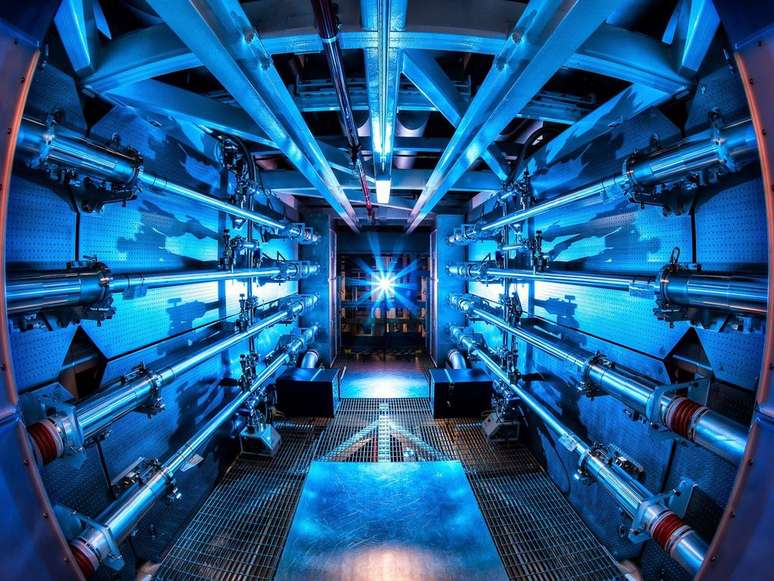 No laboratório de fusão nuclear Lawrence Livermore, grandes avanços na energia nuclear foram atingidos (Imagem: US Department of Energy)