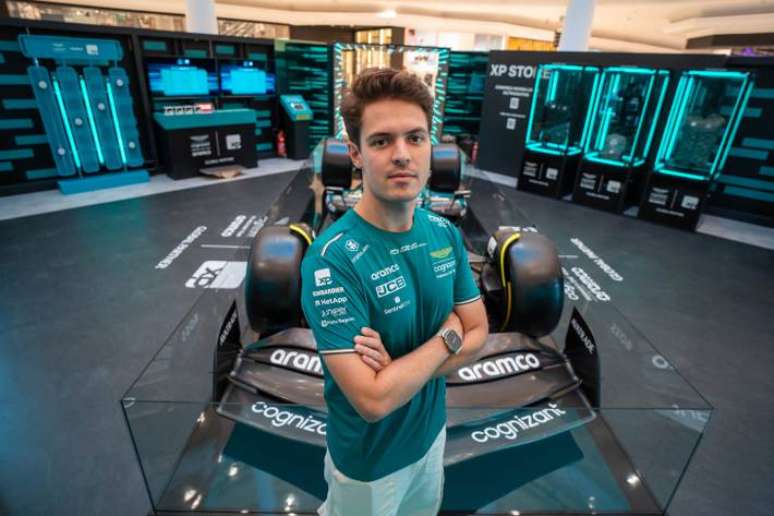 Brasileiro Felipe Drugovich é piloto reserva na Aston Martin.