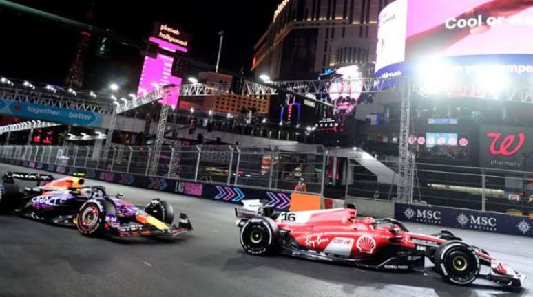 Grande Prêmio de Las Vegas de 2023 foi a primeira prova da Fórmula 1, em 38 anos, a ser realizada em um sábado, para aproveitas as luzes e neons da cidade (Imagem: Divulgação/F1)