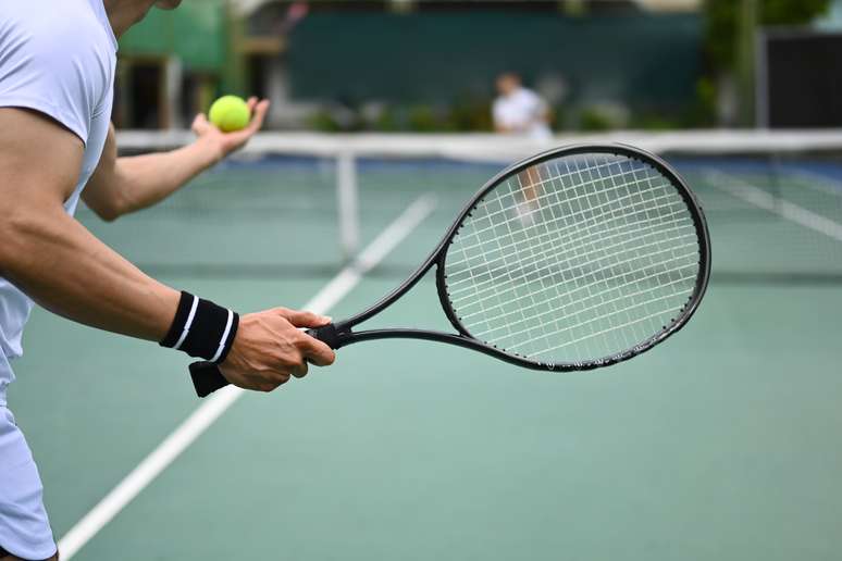 Como apostar em tênis: modalidade atrai jogadores iniciantes e mais experientes