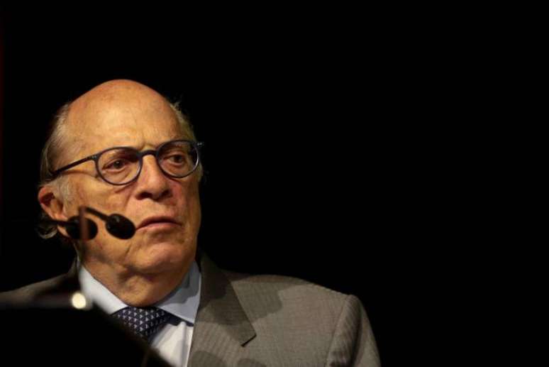 Autor do pedido contra a ex-presidente Dilma Rousseff (PT), o jurista Miguel Reale J&uacute;nior diz que os parlamentares que assinaram o pedido devem ser impedidos de votar