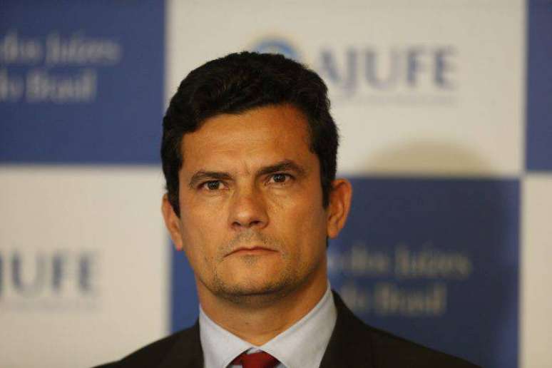 Pesquisa do instituto Quaest mostra que legado do ex-juiz e senador Sergio Moro (Uni&atilde;o-PR) est&aacute; dividido entre aprova&ccedil;&atilde;o e desaprova&ccedil;&atilde;o