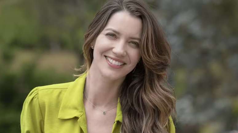 V&ecirc;nus (Nathalia Dill) em 'Fam&iacute;lia &eacute; Tudo'