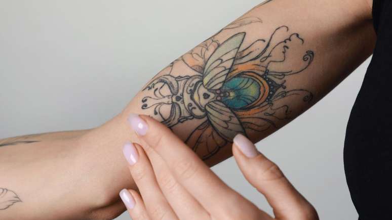 How to choose a tattoo?  See tips on body art and stance