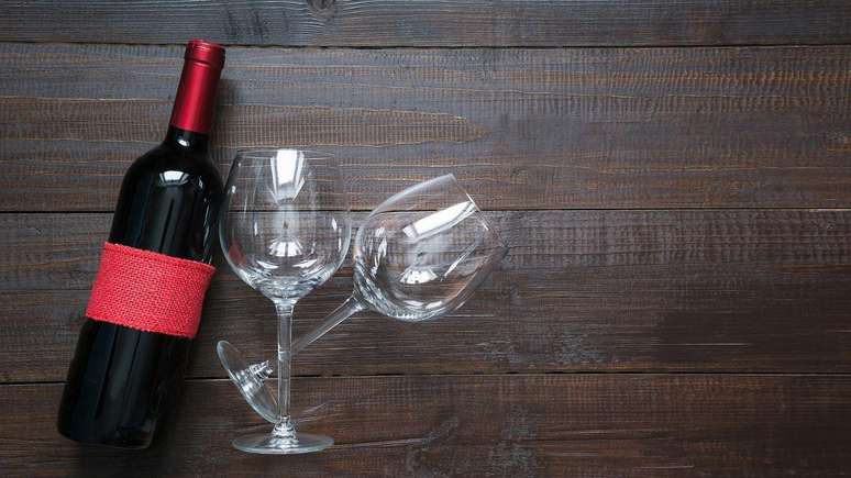 Descobriu-se que o vinho tinto influencia as funções sexuais, mas com ressalvas