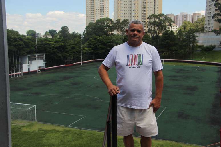 Railson Cardoso, proprietário da cantina do estádio municipal, presenciou dois jogos beneficentes promovidos por MC Daniel. “Para mim é bom, enche de gente”.