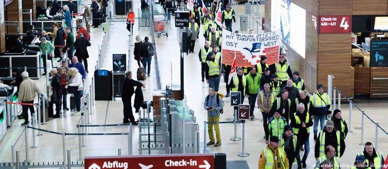 Alemanha enfrentará novas greves na companhia aérea Lufthansa e na operadora de trens Deutsche Bahn