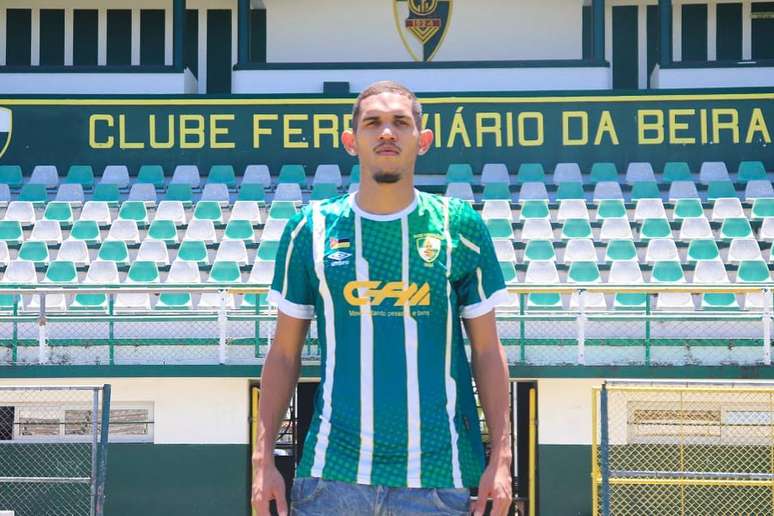 Gabriel Amancio apresentado no Ferroviário da Beira 