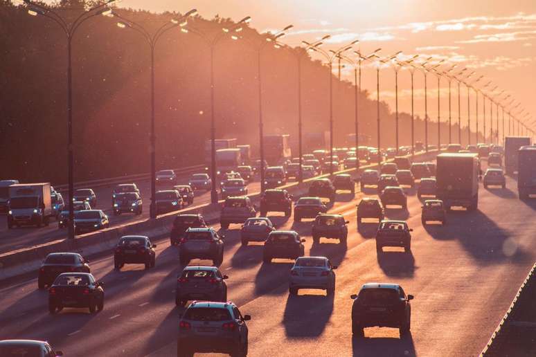 The government presents a bill to regulate the activity of app drivers (Image: Aleksandr Popov/Unsplash) The government presents a bill to regulate the activity of app drivers (Image: Aleksandr Popov/Unsplash)