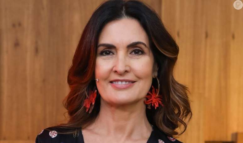 Fátima Bernardes revela futuro na TV após demissão da Globo e revela criação de novos programas.