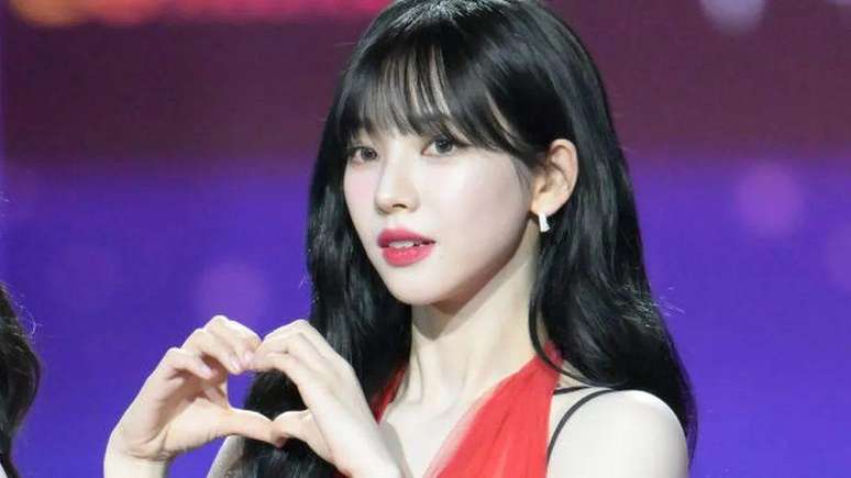 Why the K-Pop star apologized to fans after finding out about her boyfriend