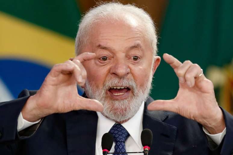 Maioria dos brasileiros não aprova Lula pela 1ª vez desde o começo do mandato, diz Atlas Intel  