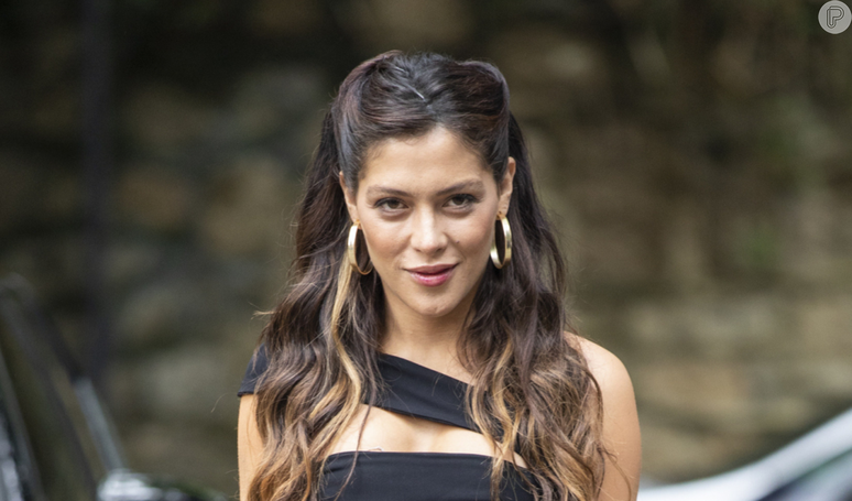 Who is the actress from the soap opera Globo who returned to prostitution after failing to find new opportunities on television?