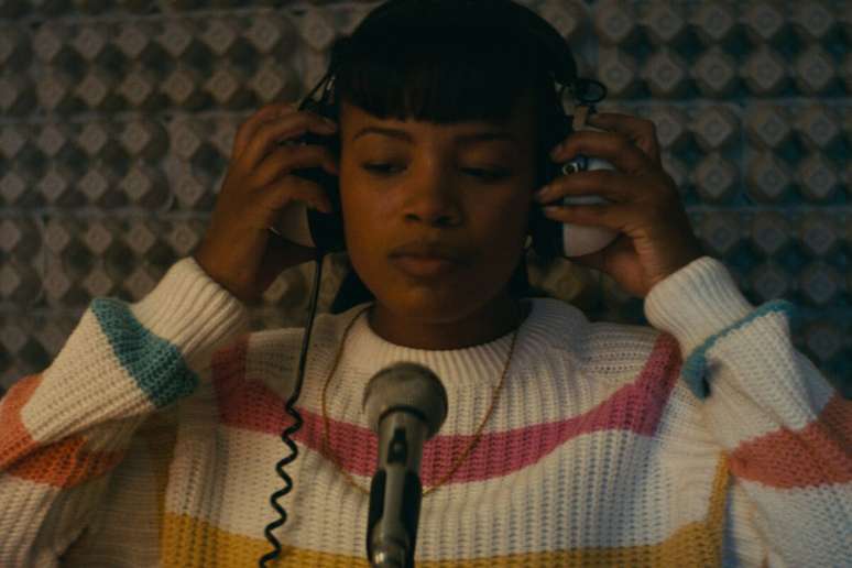 “Roxanne Roxanne” conta a história de Roxanne Shanté, pioneira no rap feminino nos Estados Unidos 