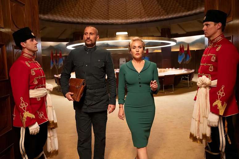Matthias Schoenaerts e Kate Winslet em O Regime (Divulgação/HBO)