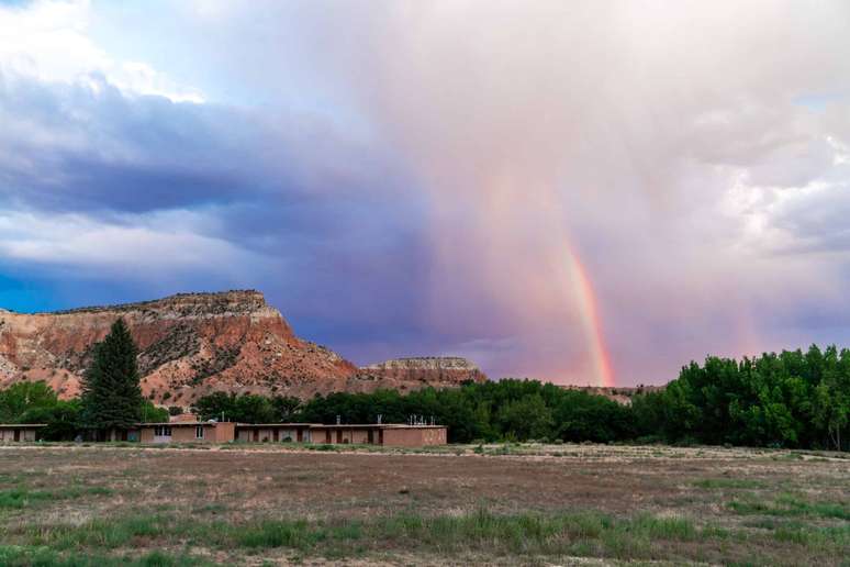 Ghost Ranch está a 88 quilômetros de Los Alamos