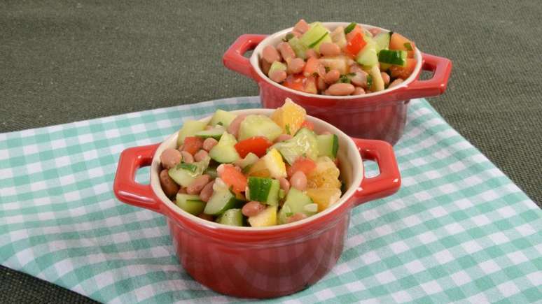 Salada de feij&atilde;o &ndash; Foto: Kelly Guerra