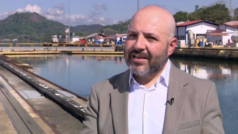 José Cervantes' company had to transport goods by road and rail