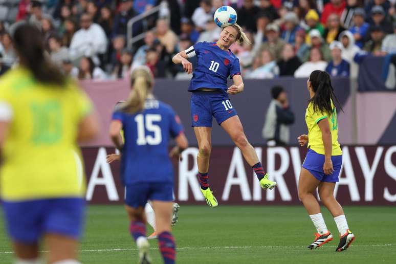 O gol de Horan, o gol do t&iacute;tulo das americanas (Photo by Sean M. Haffey/Getty Images)