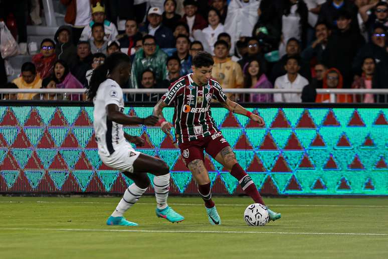 Diogo Barbosa em derrota do Fluminense em Quito 