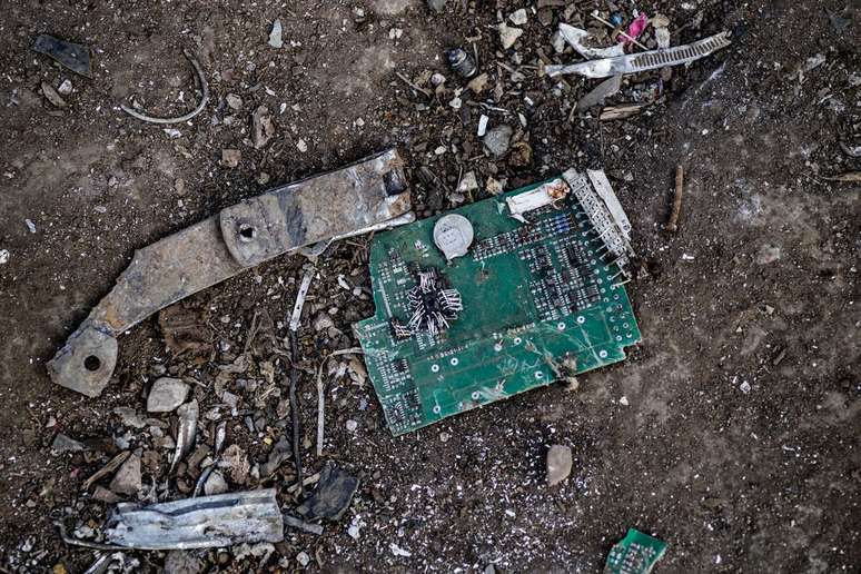 A reciclagem de dispositivos eletrônicos é uma tarefa difícil (Imagem: Hans Ripa/Unsplash)