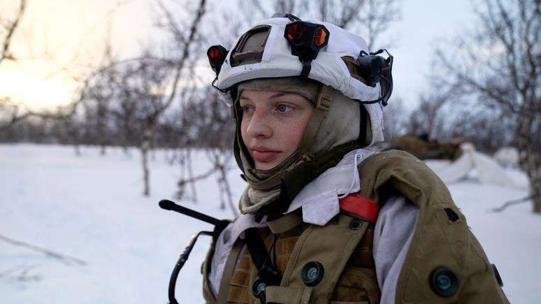 Eivor &eacute; membro da guarda nacional da Noruega, que tamb&eacute;m participa do exerc&iacute;cio Steadfast Defender
