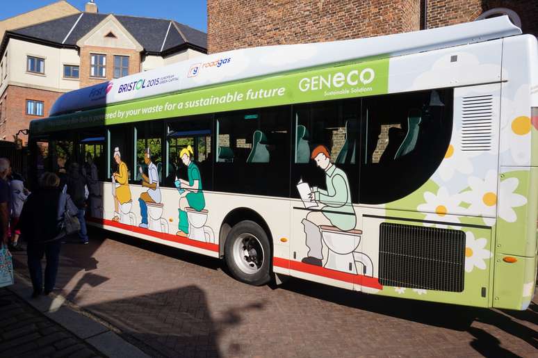 &Ocirc;nibus de coc&ocirc;? Cidades apostam em meios de transporte inusitados