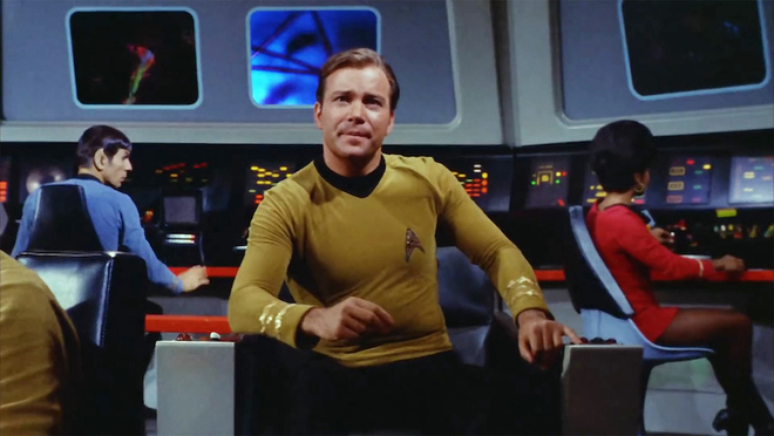 William Shatner como o capitão James T. Kirk na série original de Star Trek (Imagem: Divulgação/CBS/Paramount)