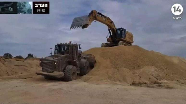 A estrada cruza Gaza de leste a oeste