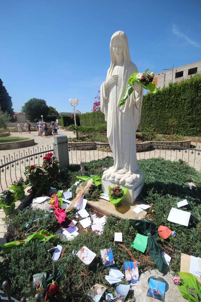 Tudo na pequena cidade de Medjugorje gira em torno da devo&ccedil;&atilde;o &agrave; santa