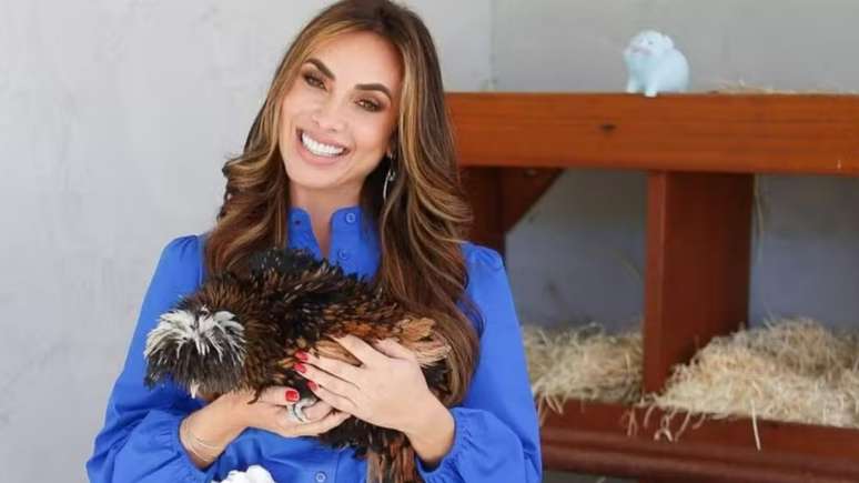 Nicole Bahls reveals the rule of monogamy in her chicken coop;  understand