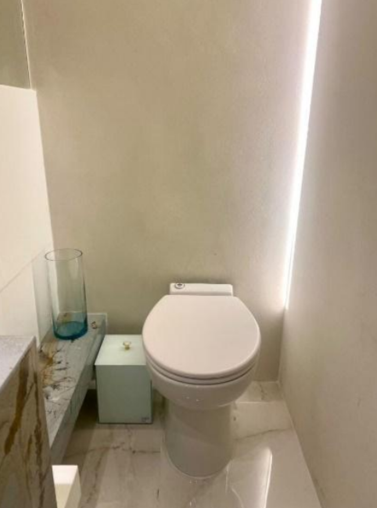 Tecnologia Sanitrit instalada neste lavabo moderno – Projeto/Foto: Juliana Melo