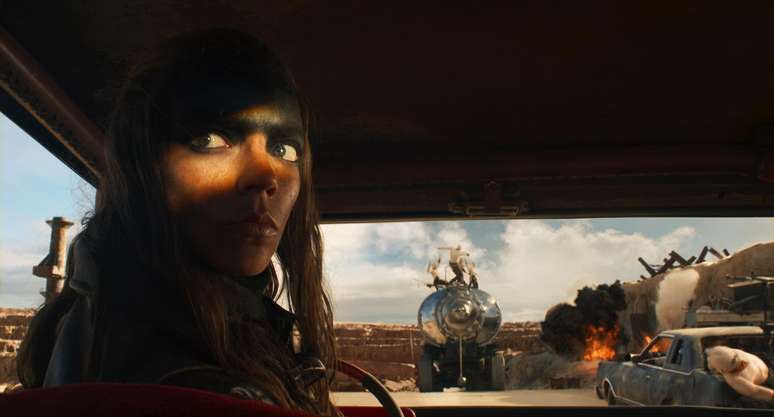 Anya Taylor-Joy vive personagem que foi de Charlize Theron em prel&uacute;dio de 'Mad Max: Estrada da F&uacute;ria' (2015)
